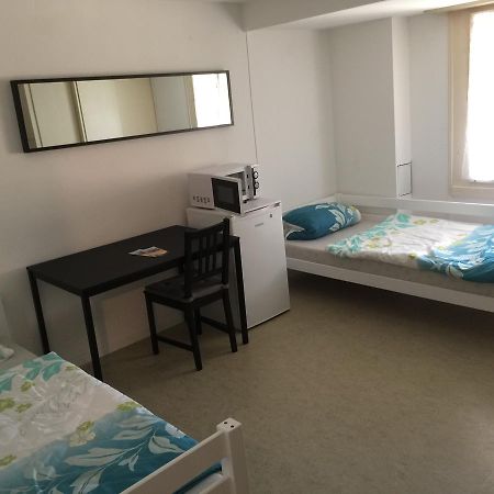 Hostel Airport Oberglatt Zewnętrze zdjęcie